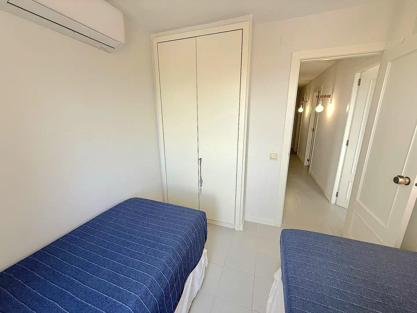 Schlafzimmer von Wohnungen zum Verkauf in Calafell mit Klimaanlage, Heizung und Privatgarten