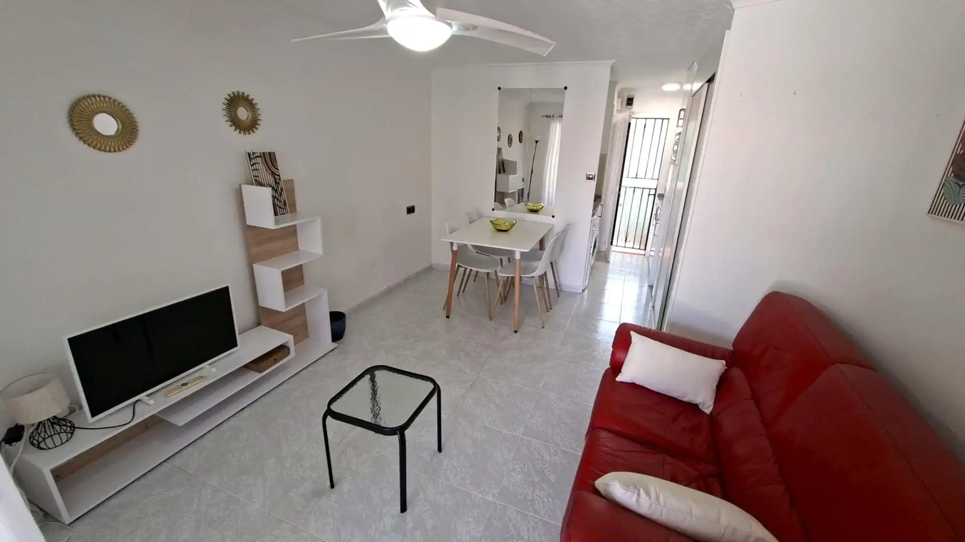 Apartamento con piscina en alquiler en Rincón de Loix, imagen 4
