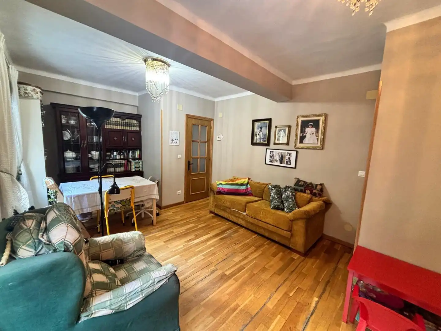 Sala d'estar de Pis en venda en Mieres (Asturias) amb Calefacció