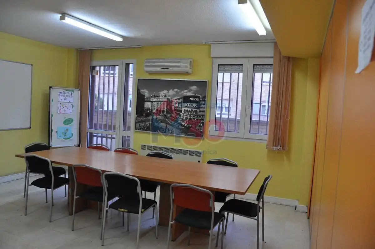 Oficina en venda en Miranda de Ebro amb Calefacció