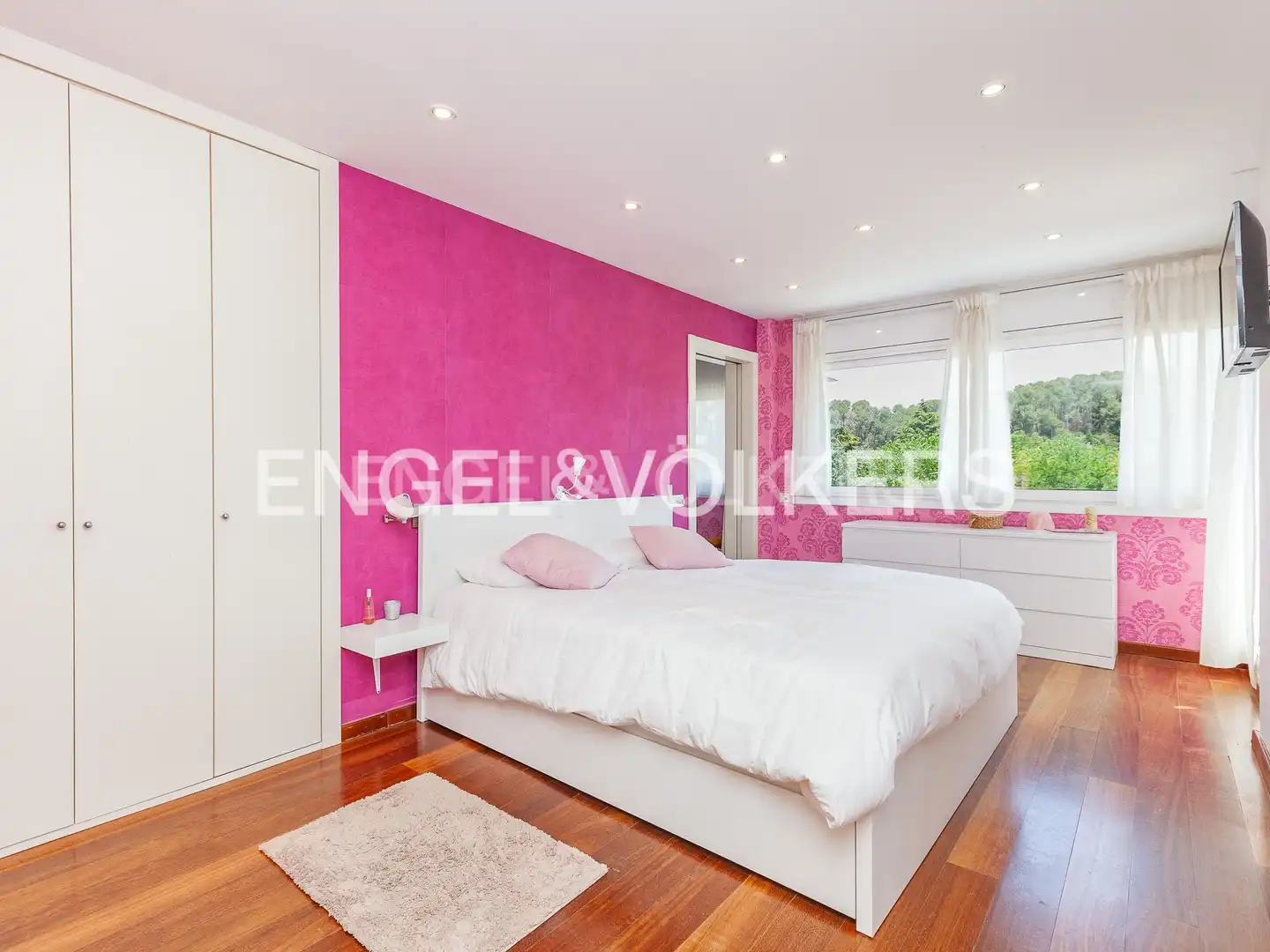 Bedroom of Houses for sale in Sant Cugat del Vallès  with Air Conditioner, Heating and Private garden