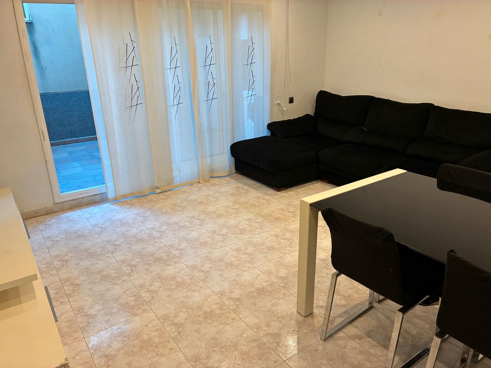 Sala d'estar de Planta baixa en venda en La Garriga amb Calefacció, Terrassa i Forn