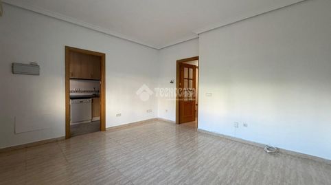 Foto 3 de Casa adosada en venda a Av. de la Virgen de Loreto, Centro, Torrejón de Ardoz