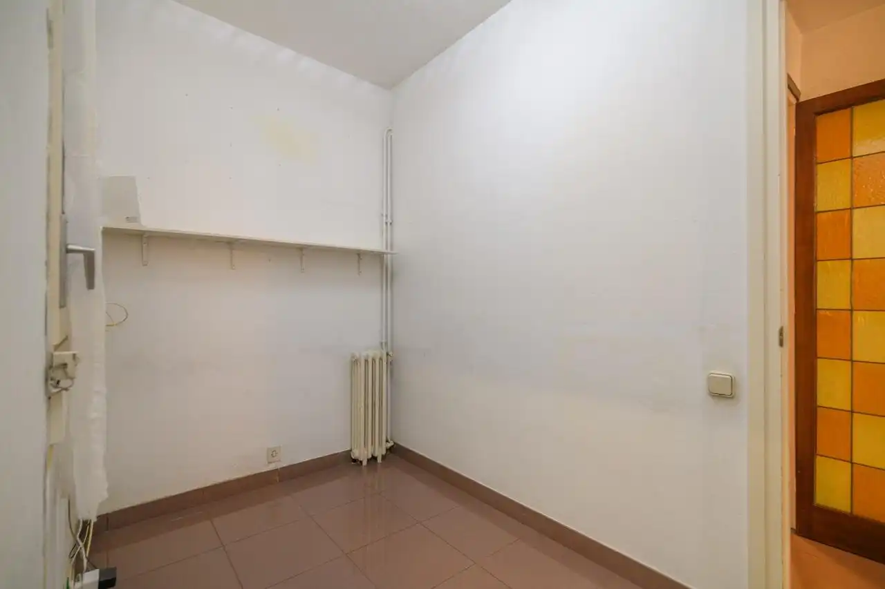 Flat for sale in Barcelona  with Heating, Parquet flooring and Balcony