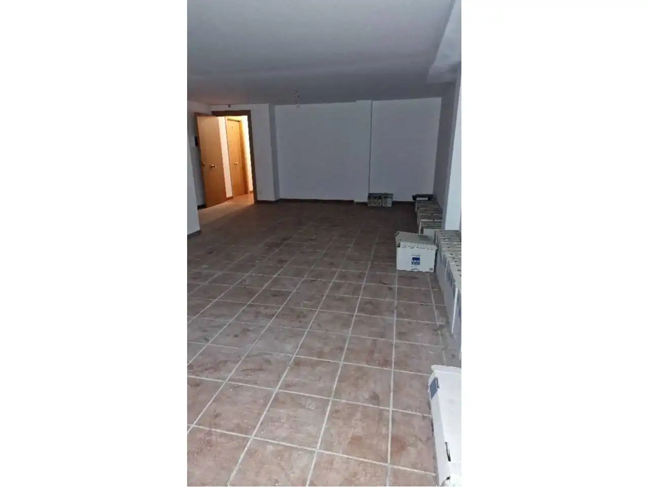 Local comercial en venda a Portillejo - Valdegastea