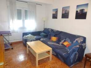 Sala de estar de Piso de alquiler en Gijón  con Amueblado y Lavadora