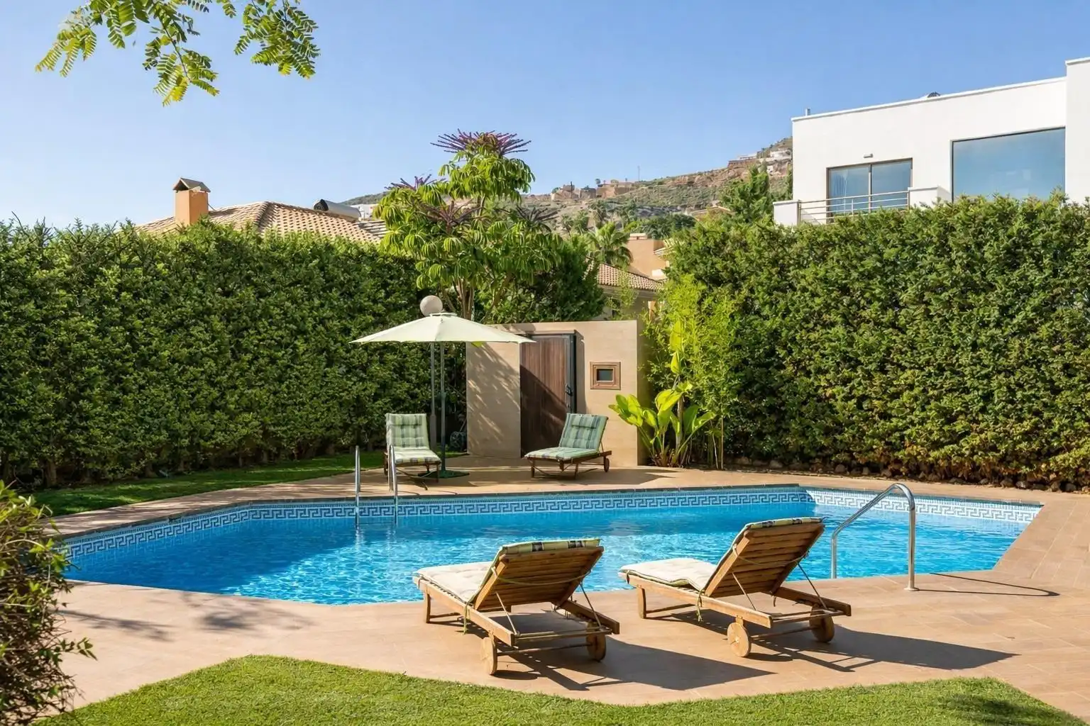 Villa avec terrasse à vendre à Calle GARDENIAS DE LAS (ENV) 15, imagen 3