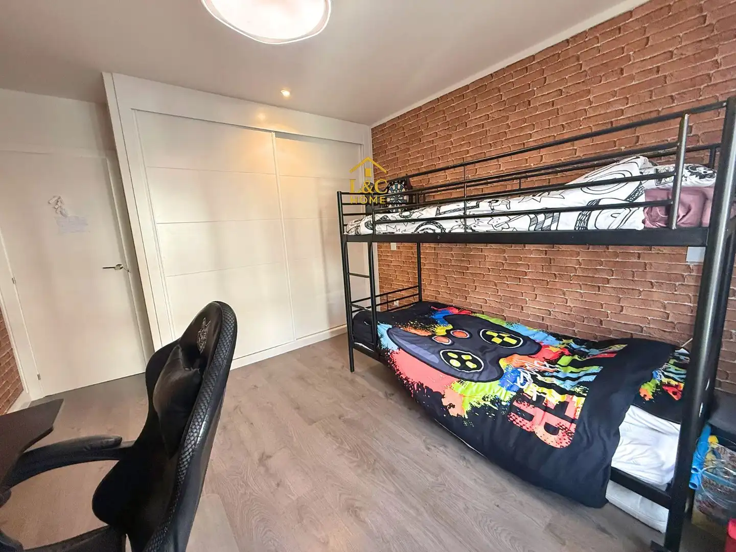 Habitación de Casa o chalet en venta en Rivas-Vaciamadrid con Aire acondicionado, Calefacción y Jardín privado