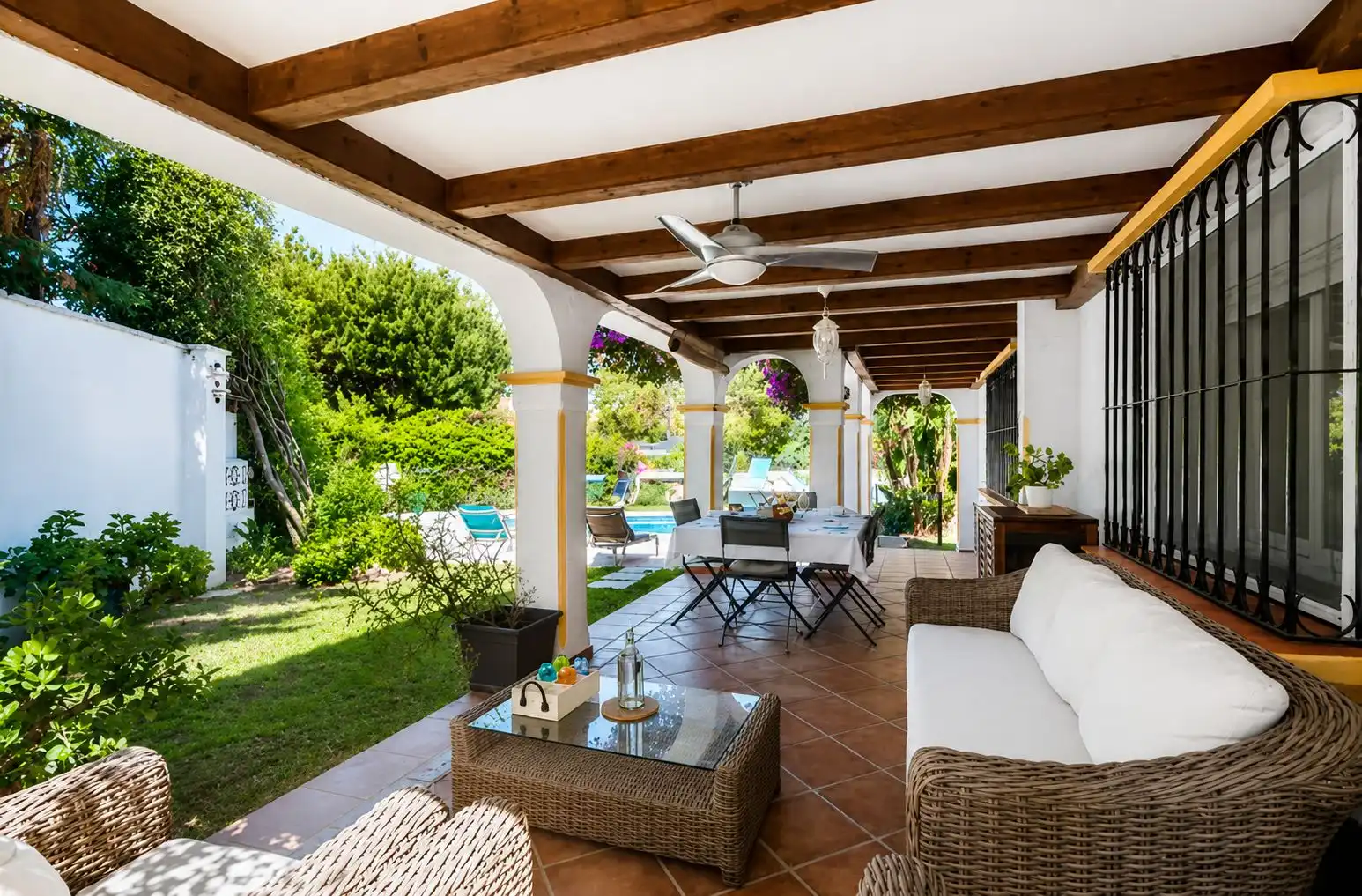 Detached house with pool for sale in San Pedro de Alcántara, imagen 4