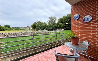 Terrassa de Planta baixa en venda en Entrambasaguas amb Calefacció, Jardí privat i Terrassa