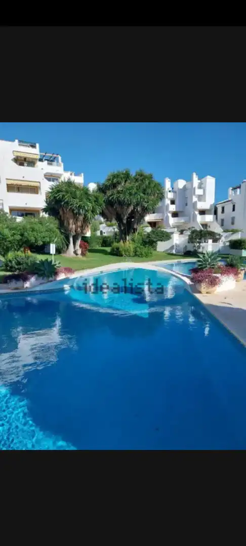 Piscina de Piso de alquiler en Benalmádena con Amueblado
