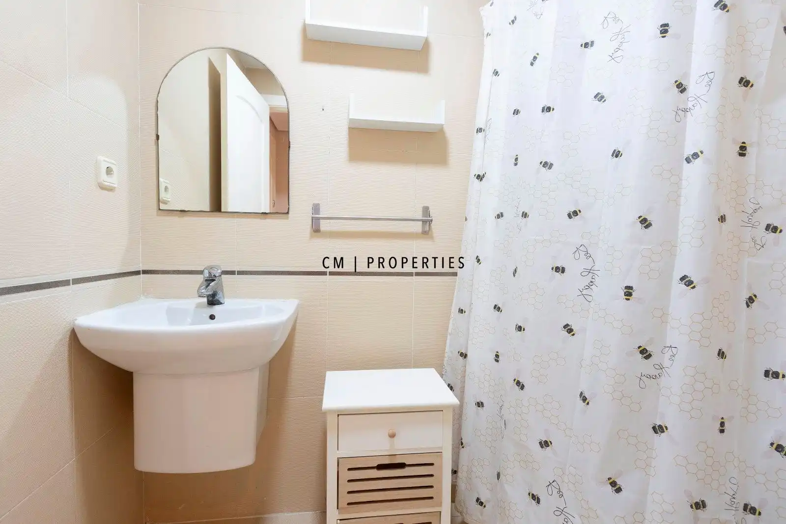 Attic for rent in Salines, de Les, Corinto - Almarda