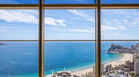 Foto 2 de Piso en venta en Playa Poniente, Benidorm