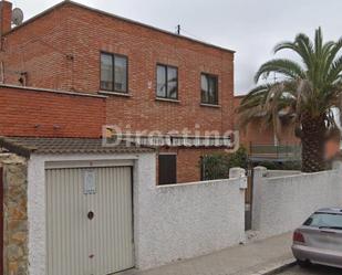 Exterior view of House or chalet for sale in  Madrid Capital  with Air Conditioner, Terrace and Balcony