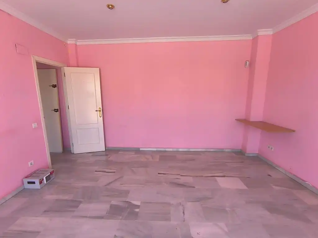 Bedroom of Flat for sale in La Rinconada  with Balcony