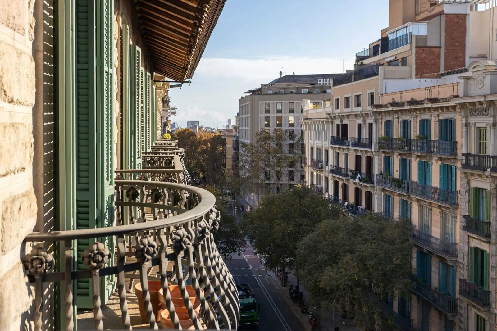 Außenansicht von Wohnung zur Miete in Barcelona mit Klimaanlage, Heizung und Terrasse