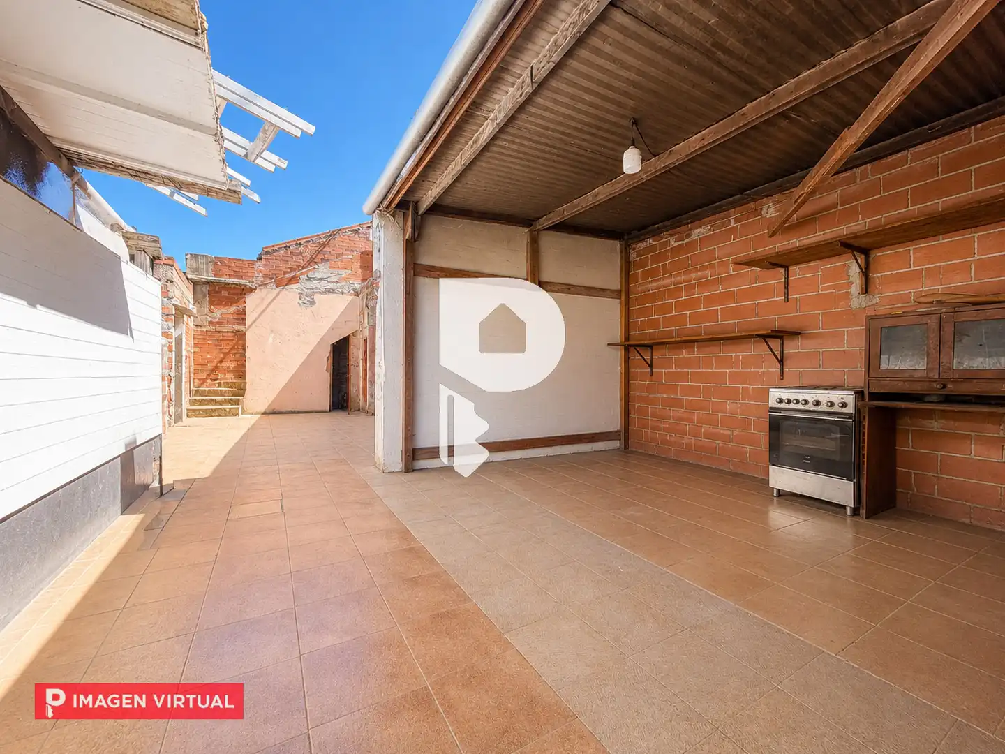 Haus oder Chalet zum Verkauf in Sant Vicenç Dels Horts mit Terrasse, Abstellraum und Fernseher
