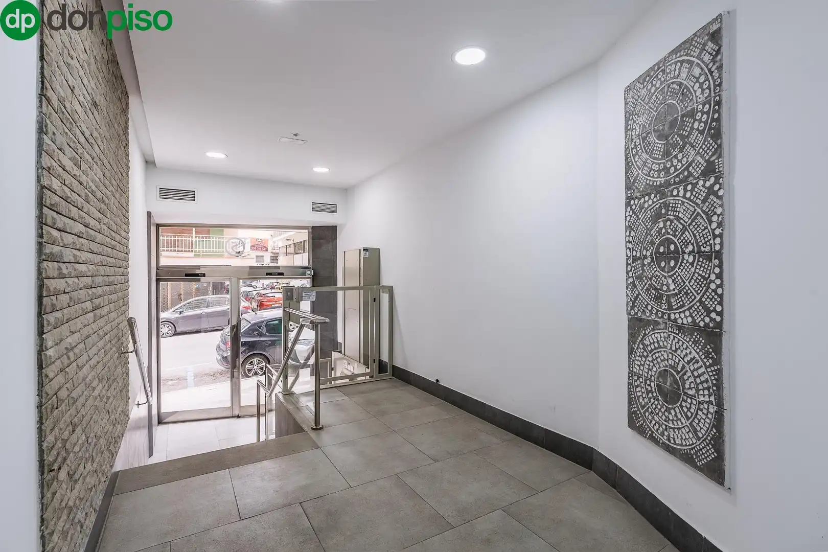Flat for sale in Granada