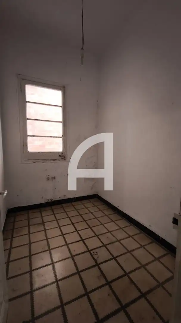 Flat with terrace for sale in Maragall, imagen 6