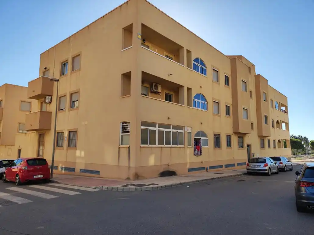 Vista exterior de Piso en venta en Vícar