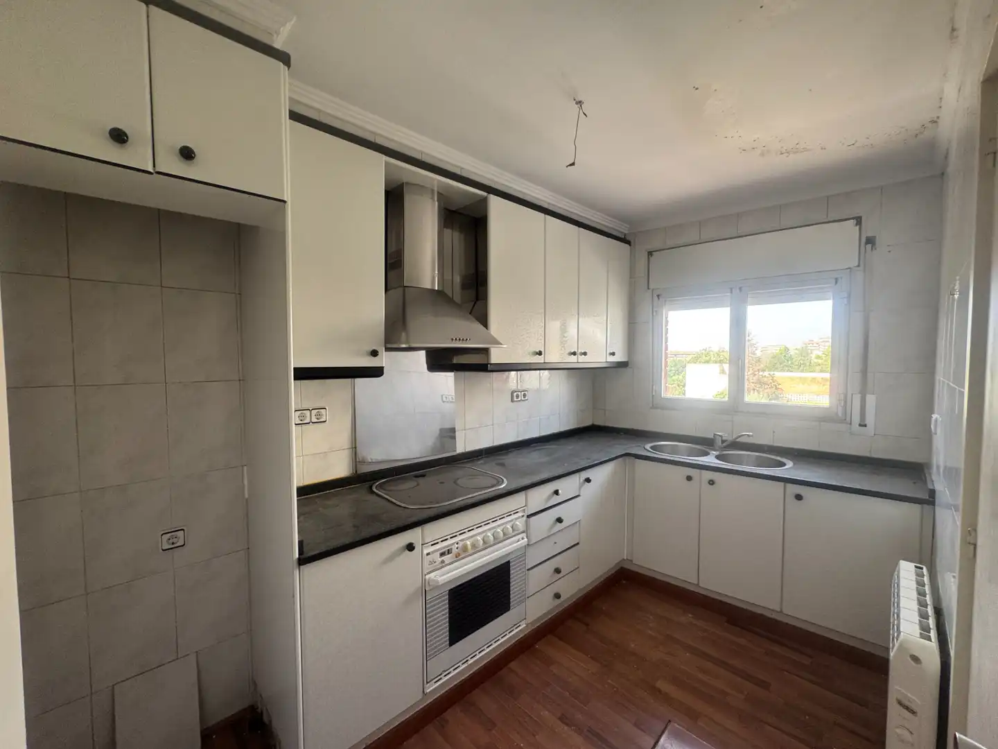 Kitchen of Flat for sale in Tàrrega  with Terrace and Storage room