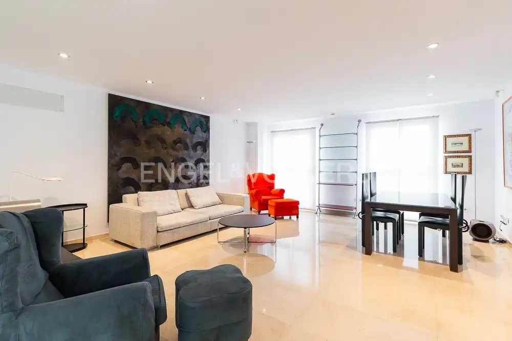 Sala d'estar de Àtic de lloguer en  Valencia Capital amb Aire condicionat, Calefacció i Terrassa