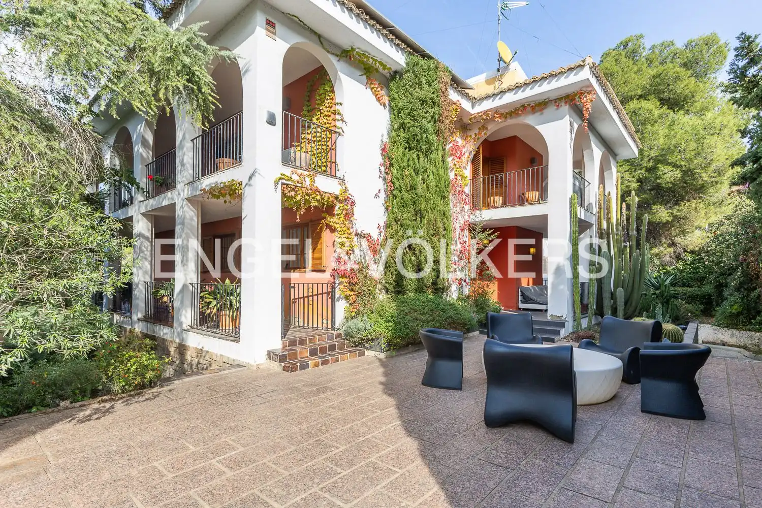 Casa con piscina en venta en El Bosque, imagen 2
