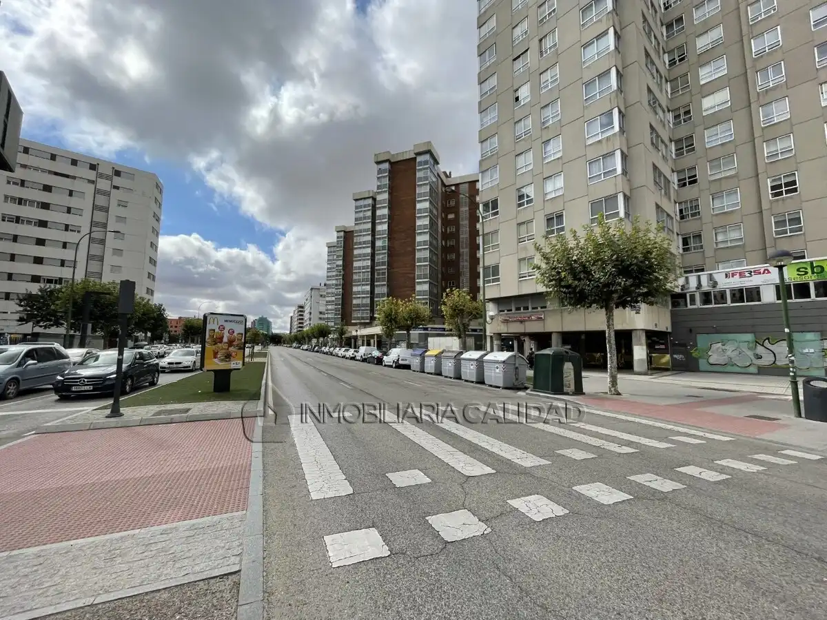 Exterior view of Flat for rent in Burgos  with Heating and Furnished