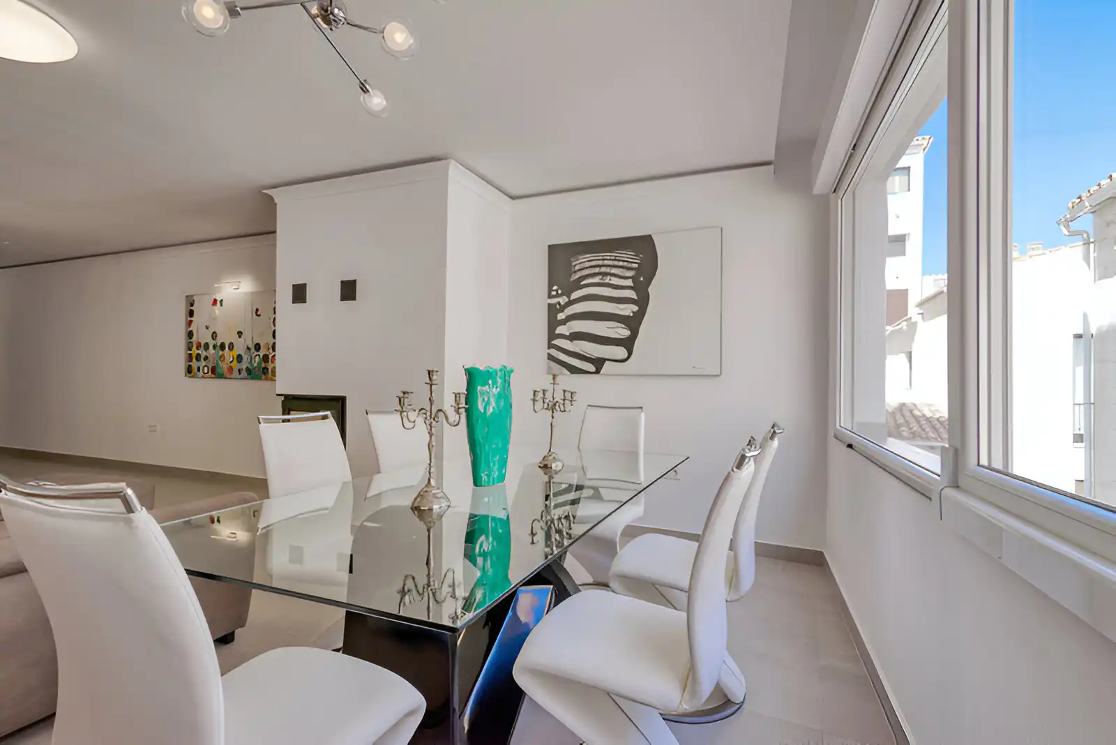 Apartamento con ascensor en venta en Nueva Andalucía, imagen 2