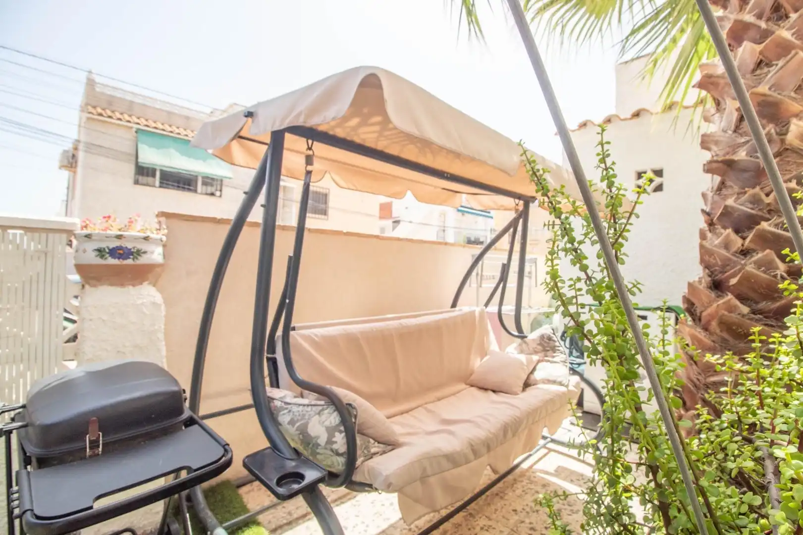 Bungalow mit Pool zum Verkauf in Playa de los Locos, imagen 3