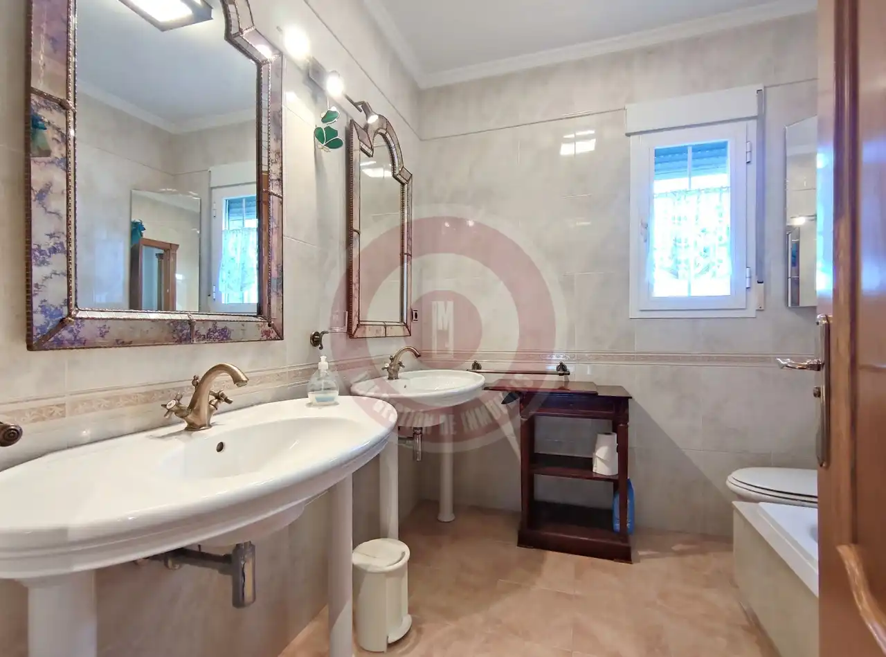 Baño de Casa o chalet en venta en Vélez-Málaga con Aire acondicionado, Jardín privado y Terraza