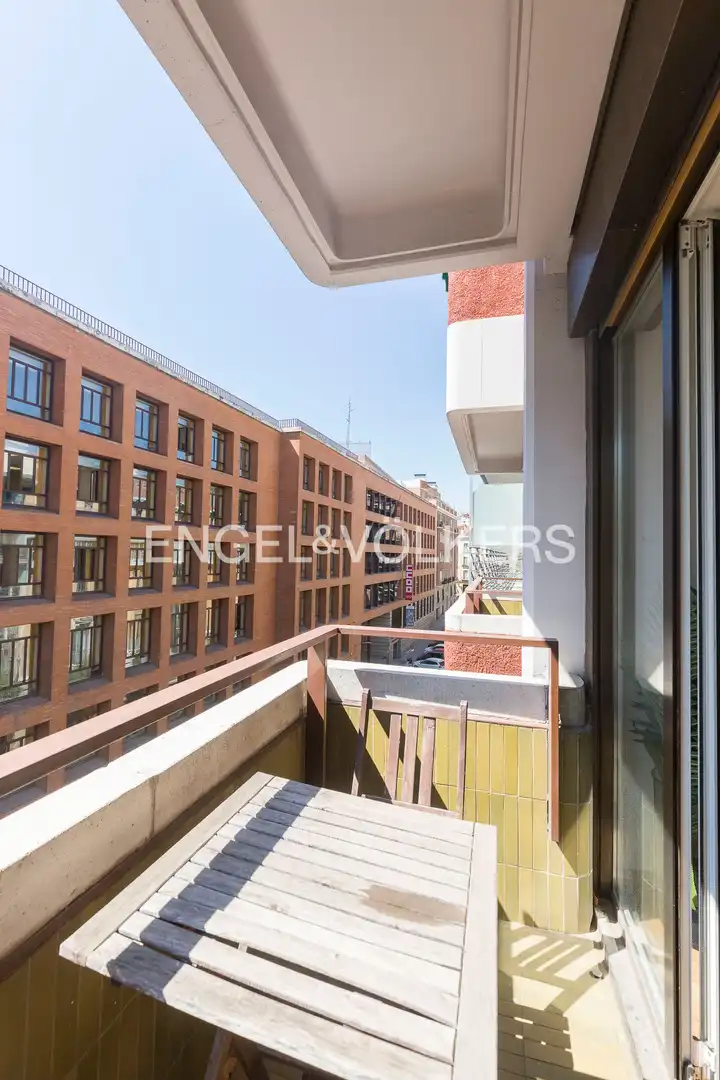 Balcony of Flat for rent in Madrid  with Air Conditioner, Heating and Parquet flooring