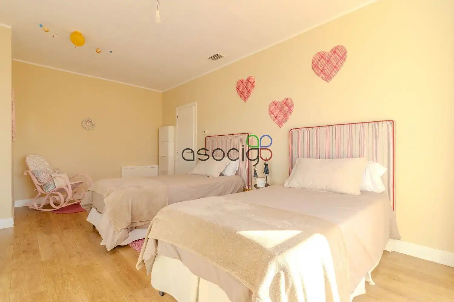 Bedroom of Houses for sale in Cabanillas del Campo  with Air Conditioner, Heating and Storage room