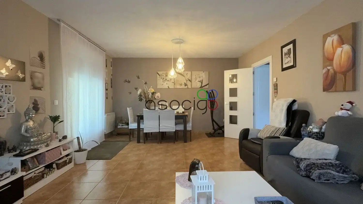 Sala de estar de Casa adosada en venta en Cabanillas del Campo con Calefacción, Jardín privado y Terraza