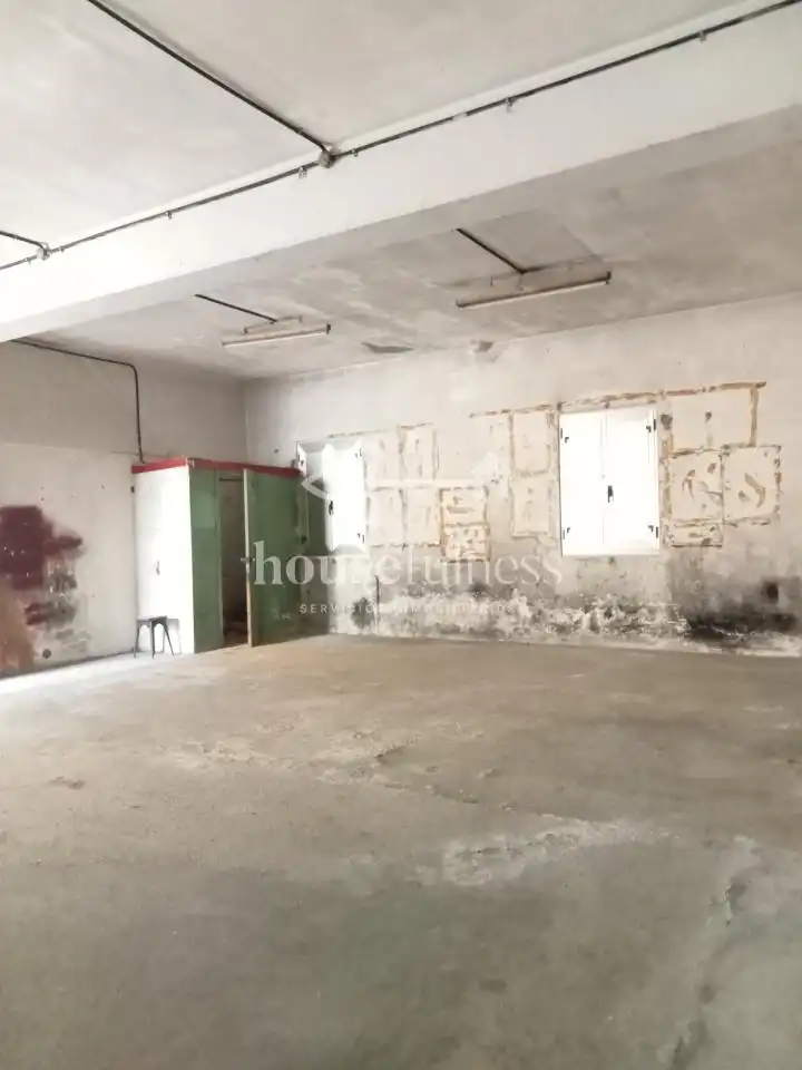 Edificio en venta en Fene
