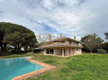 Casa amb piscina en venda a Platja de Pals