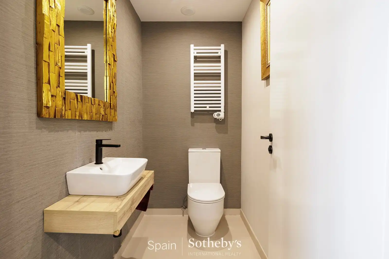 Baño de Casa adosada en venta en Pontevedra Capital  con Aire acondicionado, Jardín privado y Terraza