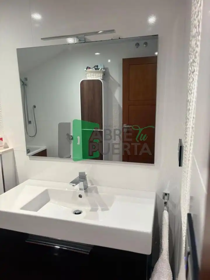 Ático con ascensor en venta en Casco Viejo, imagen 16