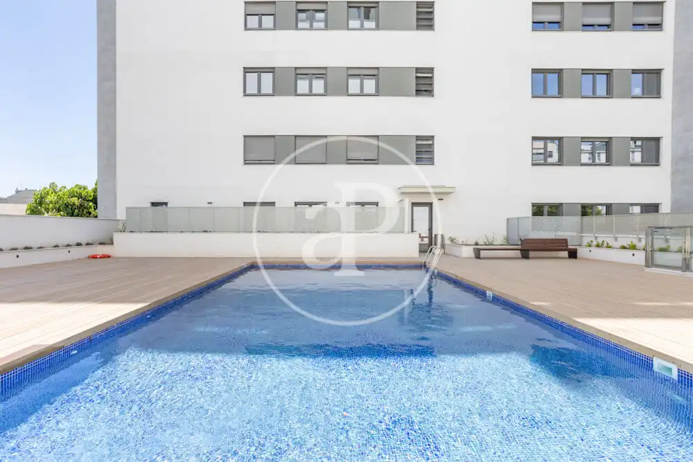 Piscina de Piso en venta en Valencia con Aire acondicionado, Calefacción y Jardín privado