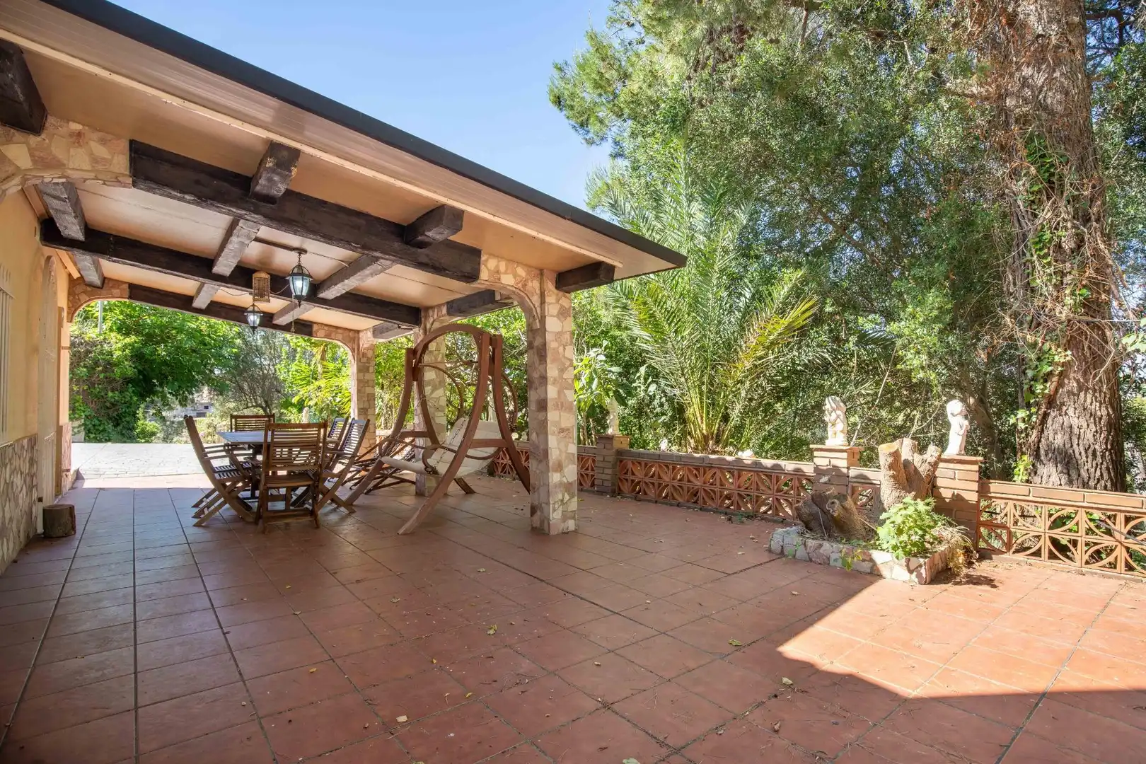 Terrassa de Casa o xalet en venda en Rubí amb Aire condicionat, Jardí privat i Terrassa