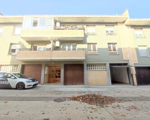 Exterior view of Flat for sale in Urroz-Villa  with Heating, Terrace and Storage room