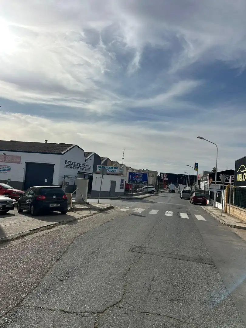 Vista exterior de Nau industrial en venda en Antequera amb Calefacció