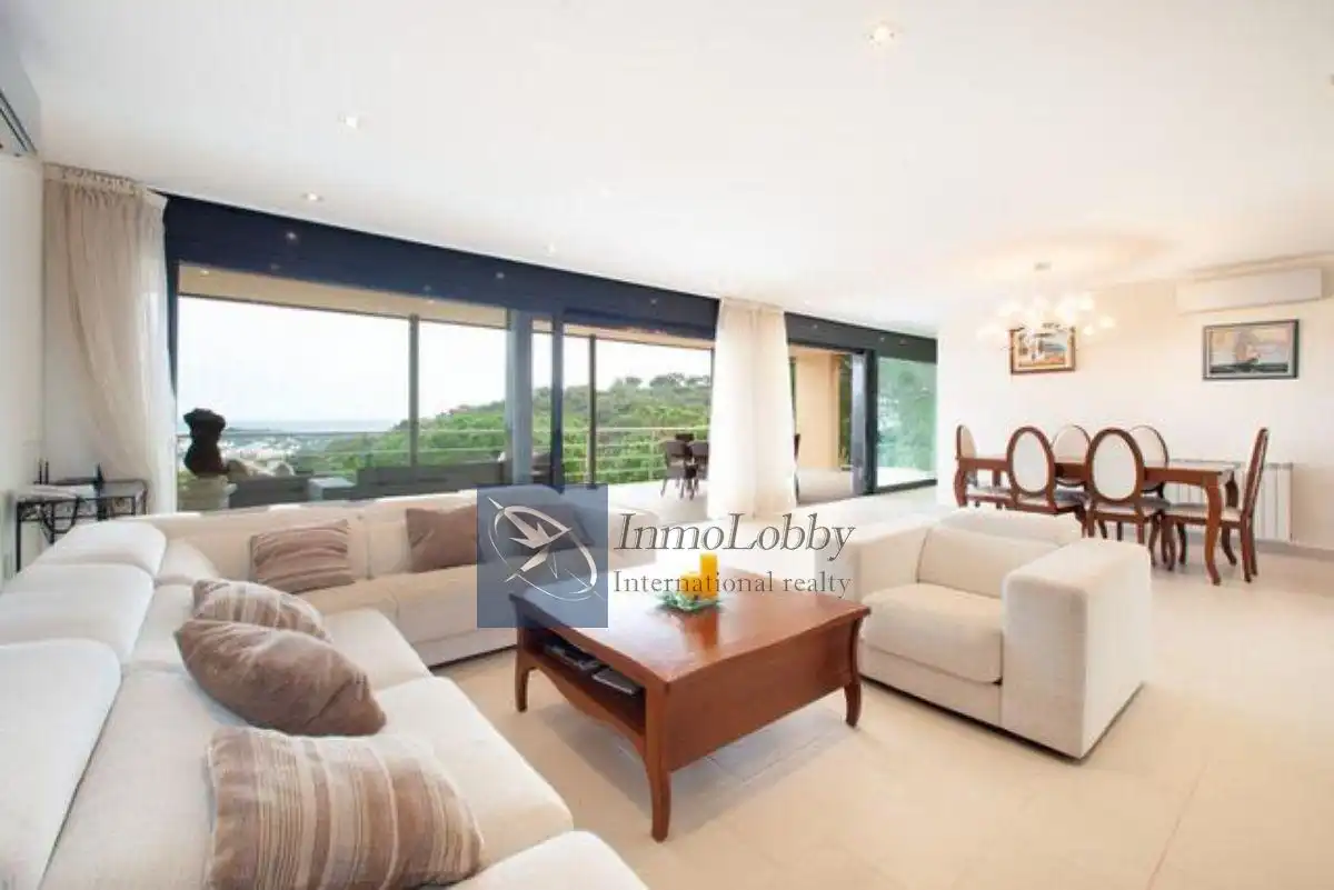 Wohnzimmer von Haus oder Chalet zum Verkauf in Sant Feliu de Guíxols mit Klimaanlage, Heizung und Terrasse