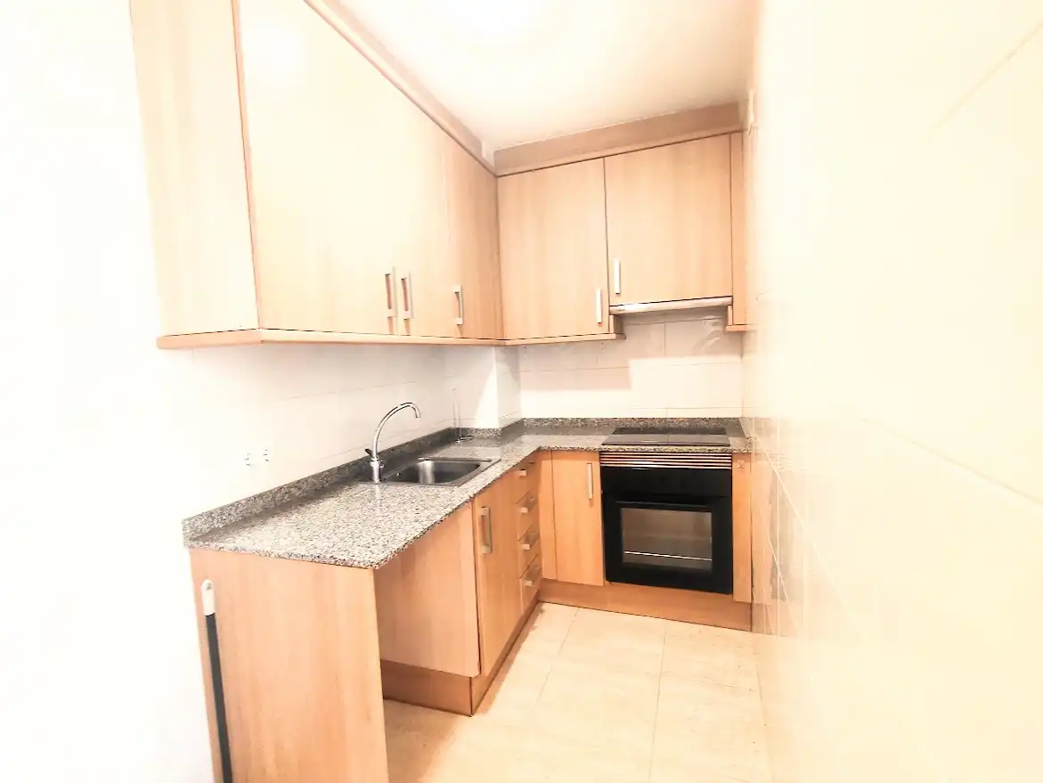Duplexes for rent in Carrer Correu Vell, Centre Històric