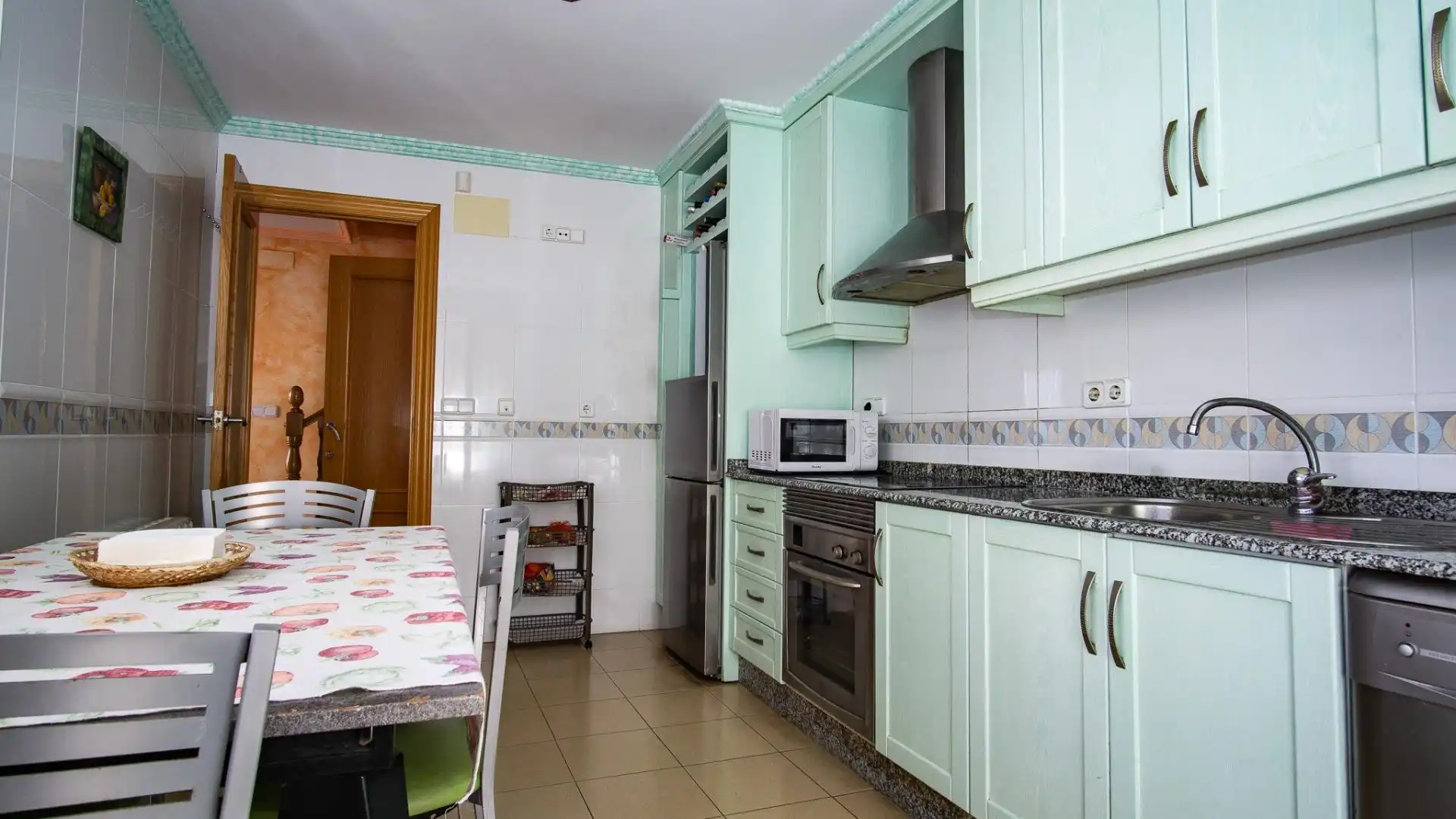 Cocina de Casa adosada en venta en Petrer, Alicante