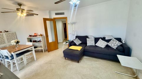 Foto 4 de Piso en venta en Los Pacos, Fuengirola