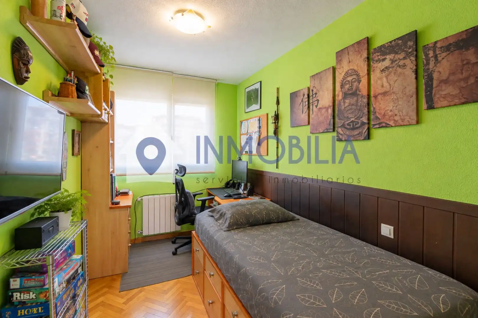 Bedroom of Flat for sale in Madrid  with Air Conditioner, Heating and Storage room