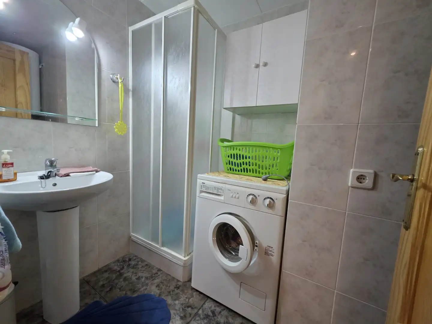 Baño de Ático en venta en La Ràpita con Aire acondicionado, Terraza y Amueblado
