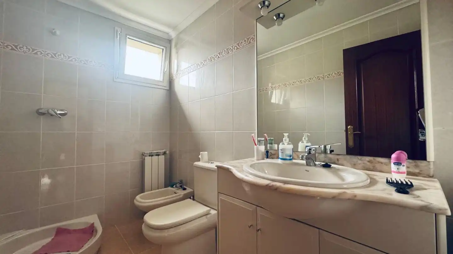 Baño de Casa adosada en venta en Andoain con Calefacción, Jardín privado y Terraza