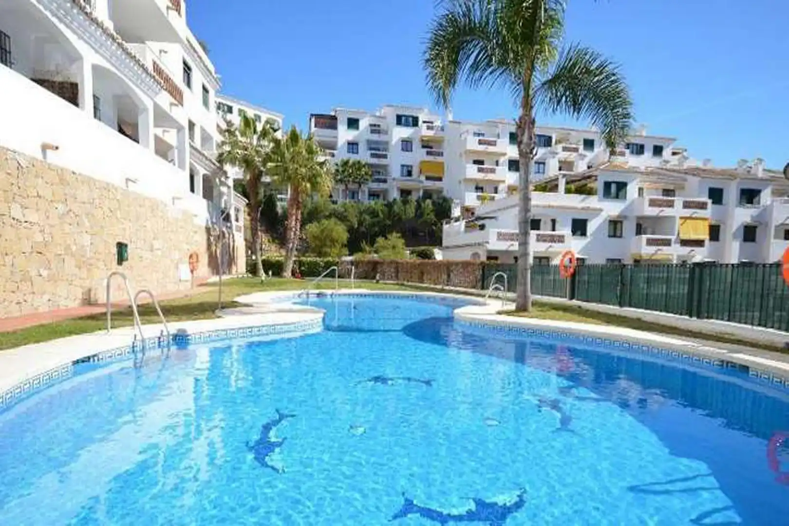 Vista exterior de Apartamento en venta en Benalmádena con Aire acondicionado, Calefacción y Jardín privado